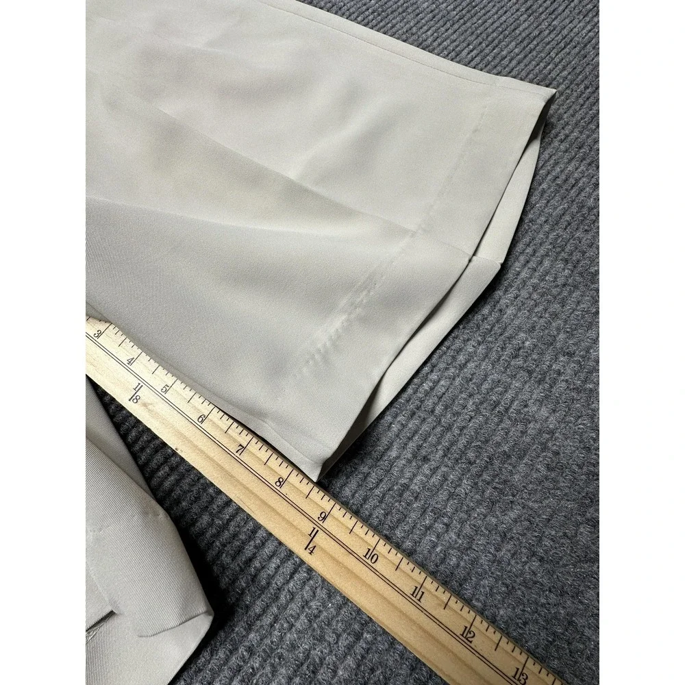 Alan Flusser Golf Shorts Mens 35 Beige Pleated Front Polyester Dress Casual‎